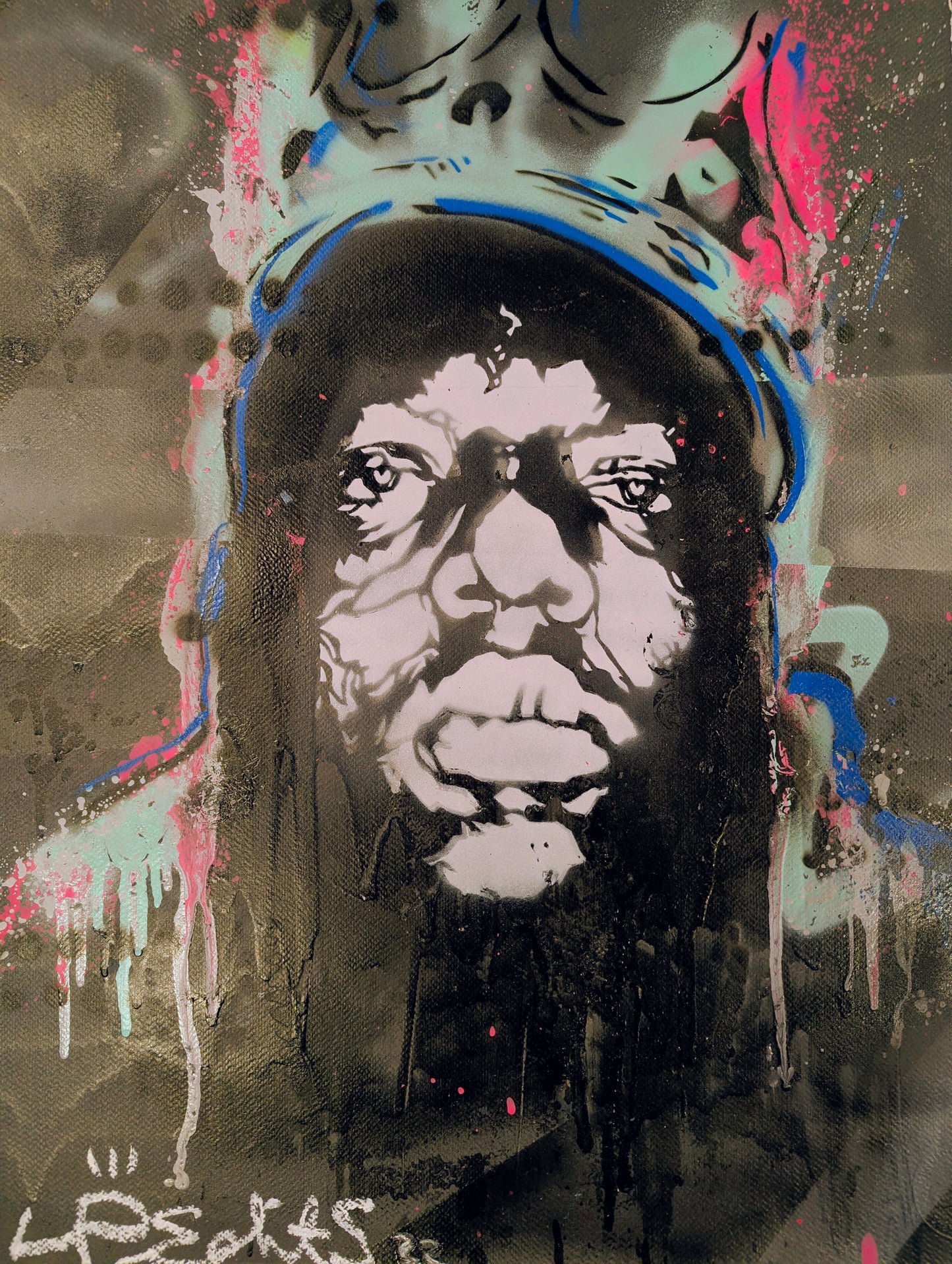 Artistic depiction of a biggie smalls wearing a crown with colourful abstract elements